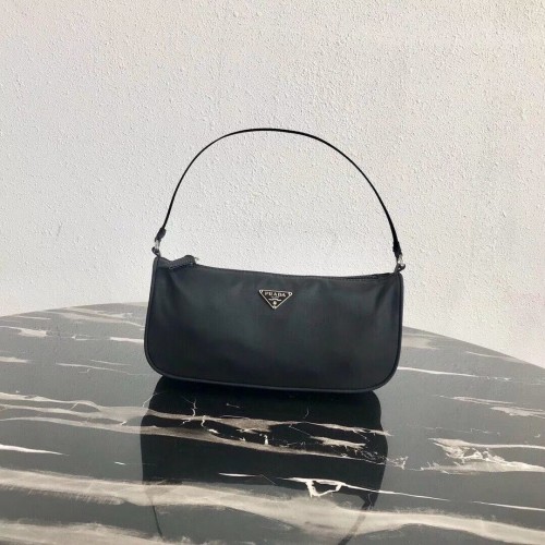 Borsa tote Prada Re-Edition in nylon 1N1419 nera