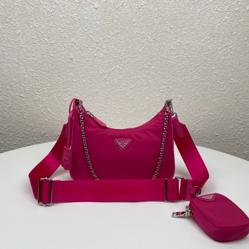 Borsa a spalla Prada Re-Edition in nylon 1BH204 Rosa scuro