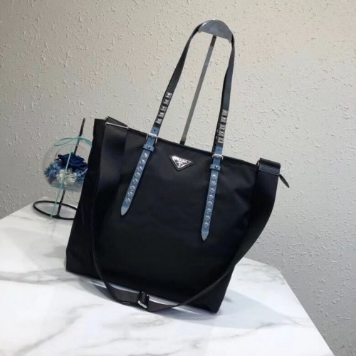 Borsa Prada in pelle Saffiano e nylon 1BG212 nera&blu