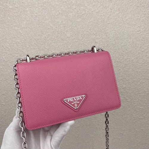 Mini borsa a spalla Prada in pelle Saffiano 2BD032 rosa