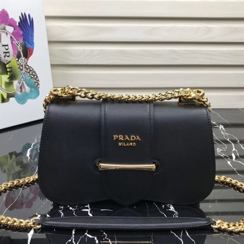 Borsa a spalla Prada Sidonie in pelle 1BD184 Nera