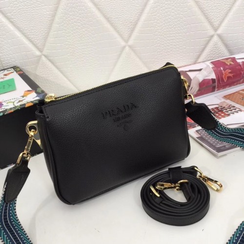 Borsa a spalla Prada in pelle 66136 nera