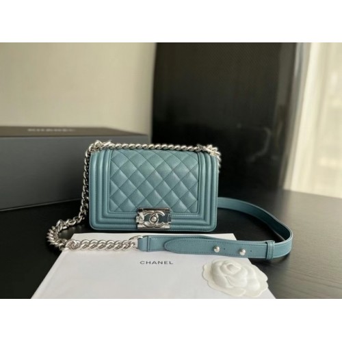 BORSA A MANO CHANEL RAGAZZO PICCOLA Pelle di vitello Metallo argentato A67085 Azzurro