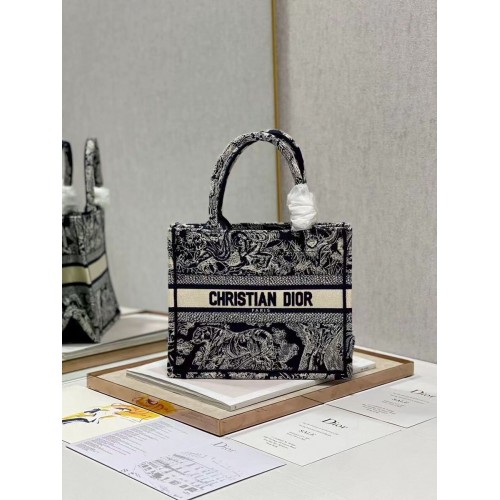 PICCOLA BORSA A LIBRO DIOR Ricamo C1331-8