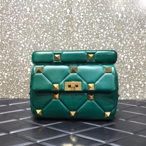 VALENTINO GARAVANI Pelle di montone nappa Roman Stud 1189S verde