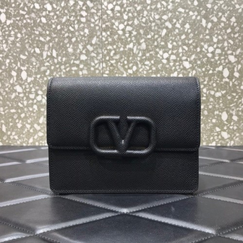 VALENTINO GARAVANI Mini Borsa a Spalla Stud Sign in Vitello Granato 0690 nero