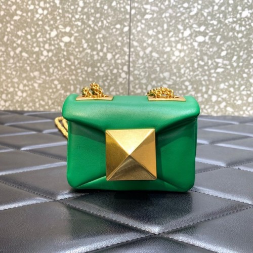 VALENTINO GARAVANI Borsa a tracolla mini One Stud in montone XW0P0X98H verde