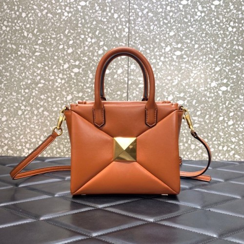 VALENTINO GARAVANI Borsa tote piccola One Stud in montone XW0B0K59 marrone