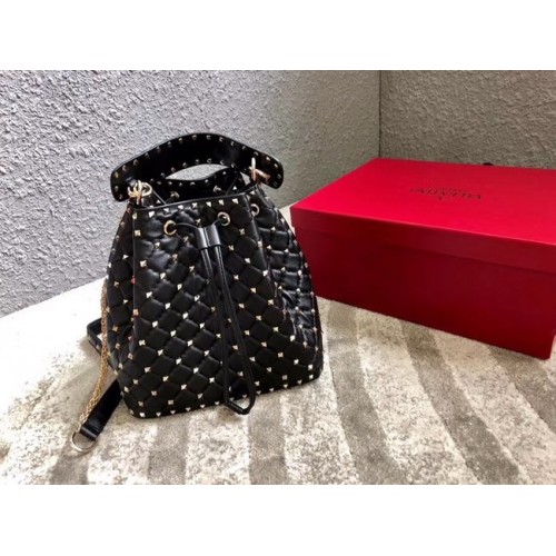 VALENTINO Borsa a secchiello Rockstud in pelle 0059L nera