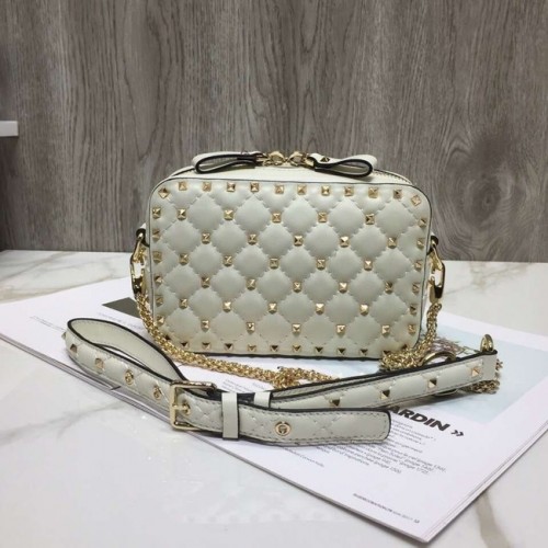 VALENTINO Borsa a tracolla fotocamera in pelle Rockstud 57367 bianco panna