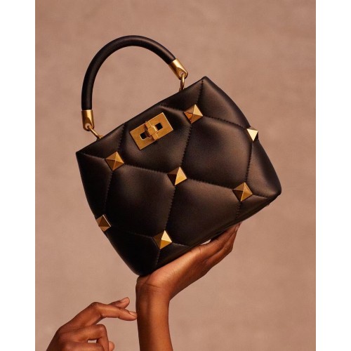 Valentino medio Garavani Roman Stud V1198 nero