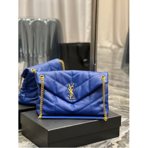 Yves Saint Laurent BORSA LOULOU PUFFER MEDIUM IN PELLE OPACA TRAPUNTATA CRINKLED Y577475 Blu elettro ottico