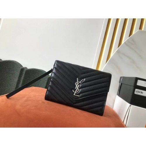 Yves Saint Laurent POCHETTE MONOGRAM IN PELLE STAMPA GRAIN DE POUDRE TRAPUNTATA B617662 nero
