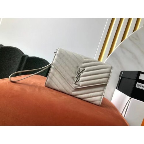 Yves Saint Laurent POCHETTE MONOGRAM IN PELLE STAMPA GRAIN DE POUDRE TRAPUNTATA B617662 bianco