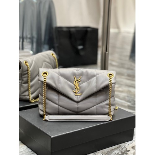 Yves Saint Laurent BORSA PICCOLA PUFFER CHAIN IN PELLE DI AGNELLO TRAPUNTATA 5774761 grigio