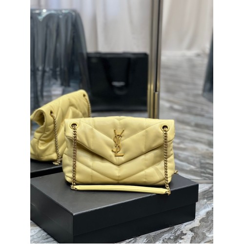 BORSA Yves Saint Laurent PUFFER PICCOLA A CATENA IN PELLE DI AGNELLO TRAPUNTATA 5774761 giallo