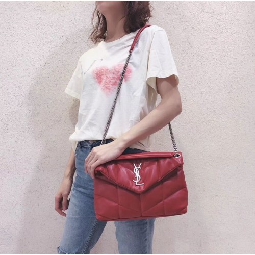 Yves Saint Laurent BORSA LOULOU PUFFER PICCOLA IN PELLE OPACA TRAPUNTATA EFFETTO Y577476 Rosso