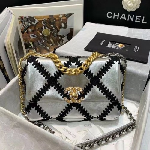 borsa con patta chanel 19 AS1160 argento nero