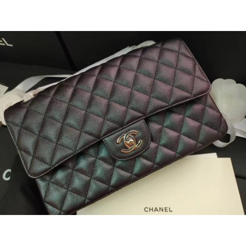 borsa con patta chanel Pelle di vitello grana iridescente e tono oro AS1112 nera