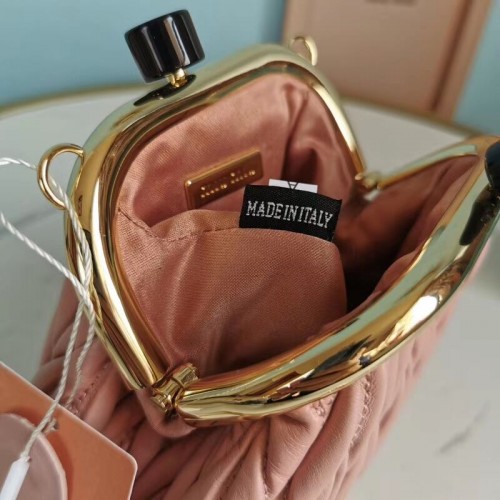 miu miu Borsa a tracolla mini in pelle Nappa Matelasse 5BB017S rosa