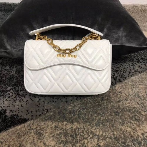 miu miu Borsa a spalla Matelasse in Nappa Leather 5BD140G bianca